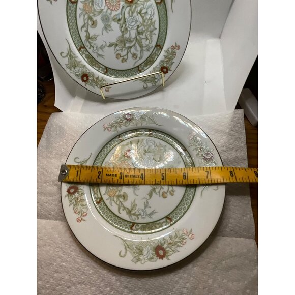 A Pair of Mikasa (Kabuki) Fine China Plates - Picture 3 of 5